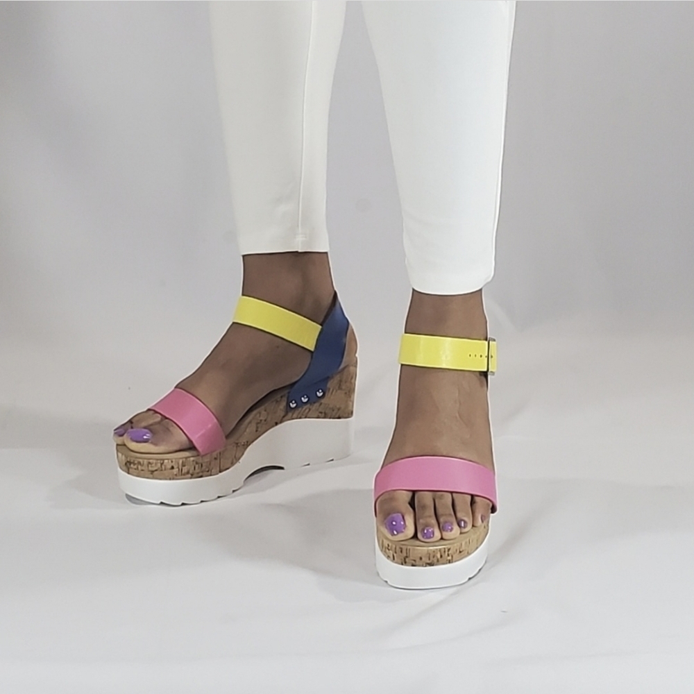 Tri-Color Wedge Sandal - Picture 2 of 3